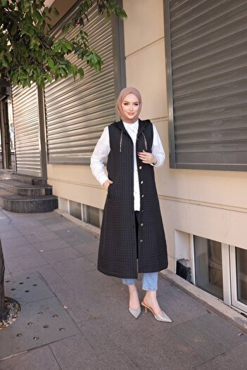 MODA AKGÜN Quilted Hooded Button Long Hijab Vest