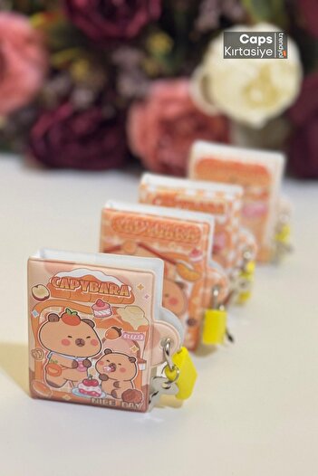 caps anlarınızı paylaştığınız ortağınız 2 Pieces Capybara Themed Fluffy Locked Mini Souvenir & Notepad - 56 X 74 mm - 280 Pages