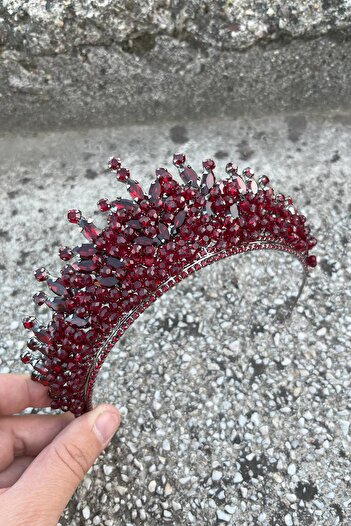 Hobigram Daisy Stone Bridal Crown – Burgundy Henna Wedding Crown Model, Hair Accessory