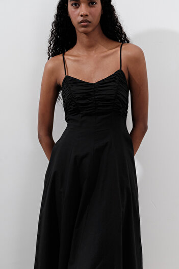 Manuka Tight Detailed Strap Dress Black