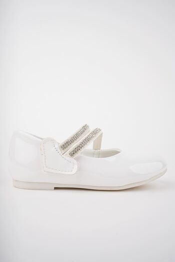 epaavm White Baby Shoes with Fork Helmet