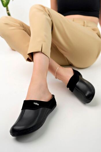 epaavm Μαύρες παντόφλες Orthopedic Pad Closed Toe