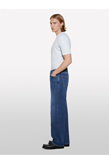Sisley Ανδρικό μπλουζάκι Ice Blue 100% βαμβακερό με λαιμόκοψη κανονική εφαρμογή