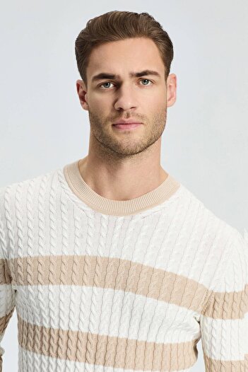 Hemington Hair Braid Pattern Cream Color White Thin Summer Knitwear
