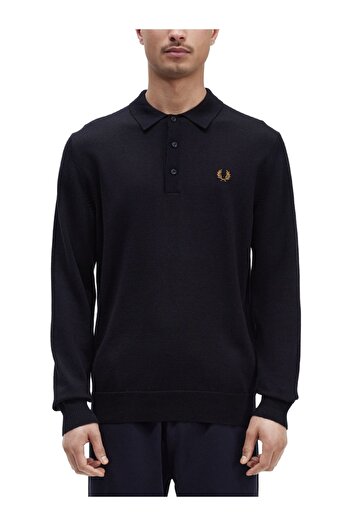 Fred Perry Polo clasic.