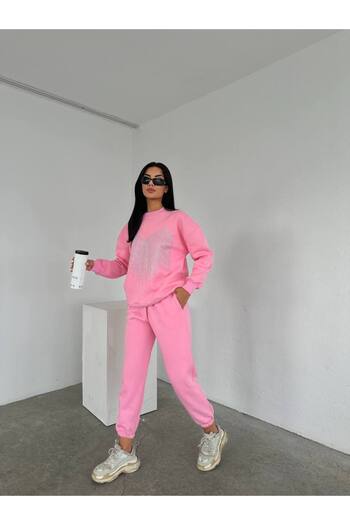 Bliss Stylish and Warm: Women's Winter Tracksuit Suit