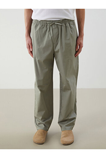 LC Waikiki Khaki Standard Fit Poplin Men's Trousers