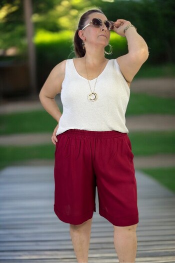 yagmurberen Cotton Viscose Fabric Pocketed Waist Elastic Double Legs Large Size Shorts.