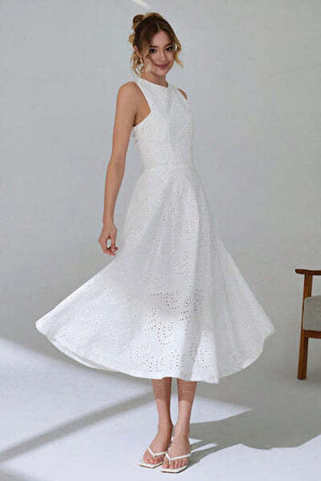 StreetWear Outlet Women's Long Sleeveless Dress with Embroidery