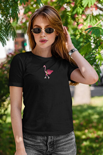 feinas Women's Tshirt - Flamingo