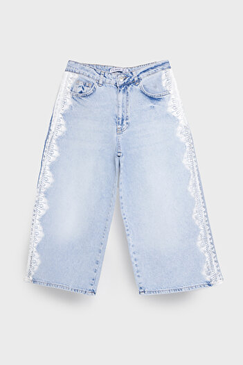 its basic Women's Ice Denim Color 4S5-3 Maxi Size Stripe Lace Detailed 100% Cotton Design Long Bermuda Shorts