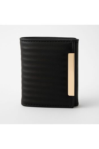 Timeless Stylish and Functional Women's Wallet – Metal Detailed