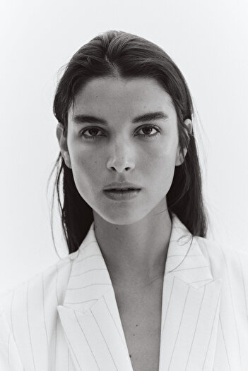 H&M Bedene Oturan Blazer