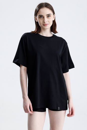 Sofist İstanbul Μαύρο μπλουζάκι unisex με χαλαρή εφαρμογή 100% βαμβακερό μονόχρωμο μπλουζάκι με λαιμόκοψη