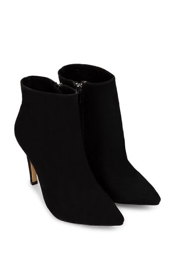Deery Women's Black Boots - Stylish and Comfortable