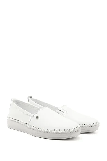 GÖNDERİ(R) Women/Girls White Genuine Leather Comfort Shoes