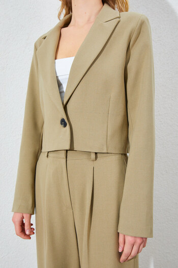 Manche Tek Düğmeli Crop Blazer Ceket - Çağla | Mks351584-01