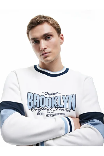 Koton Raised Long Sleeve Crew Neck Color Block College Printed Sweatshirt