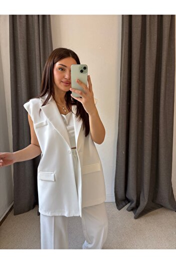 ROSSA Oversize Belted Lined Vest
