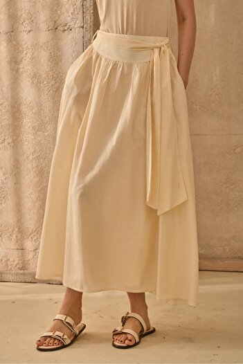 QANU Belted Voile Skirt Beige