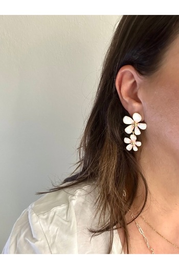 ALS Tasarım Dünyası Women's White Color Flower Figured Ceramic Dangle Model Earrings Length 4 cm