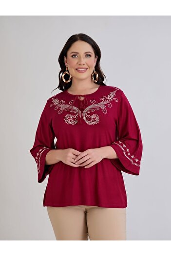 Te&Te Women's Plus Size Blouse with Print on the Front and Sleeves