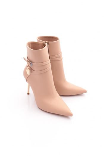 DGN M5111 Women's Pointed Toe Heeled Boots with Lock Accessories