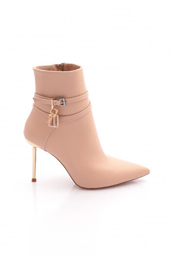 DGN M5111 Women's Pointed Toe Heeled Boots with Lock Accessories