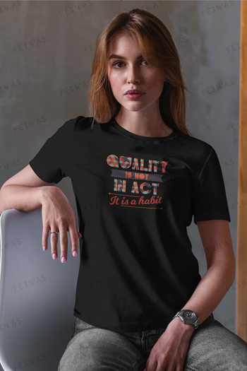 feinas Women's Tshirt - Quality