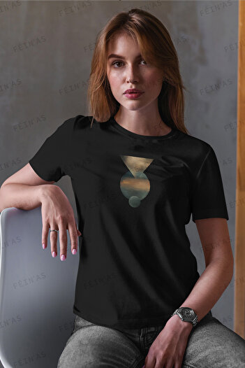 feinas Women's Tshirt - Geometric