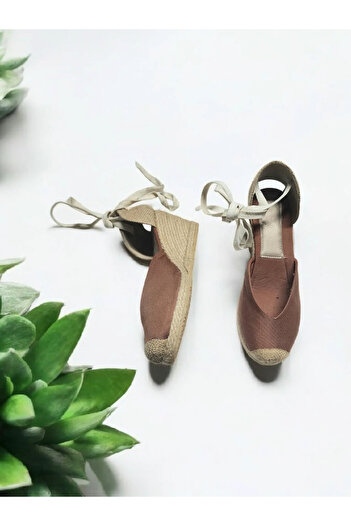 GokceKundura06 Stringed Heel Sandals