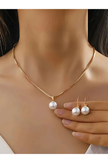 Bujiteri Pearl Necklace Earrings Set Ideal Gift with New Creative Design Light Luxury Stylish Versatile Women's Jewelry Set
