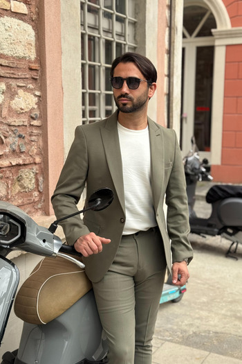 thesunfyre Men's Slim Fit Slim Fit Mono Collar Plain Classic Jacket