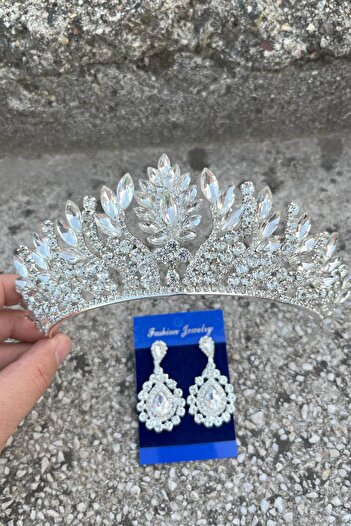 Hobigram Madeline Bridal Set – Silver Crown and Drop Shuttle Earrings Set, Henna Wedding Accessory