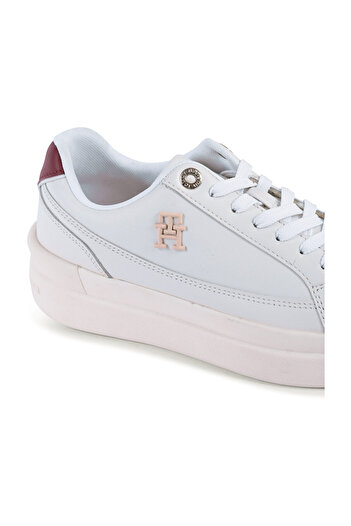 Tommy Hilfiger Kadın Marka Logolu Düz Taban Kaydırmaz Günlük Kullanım Beyaz Sneaker FW0FW07568-YBH