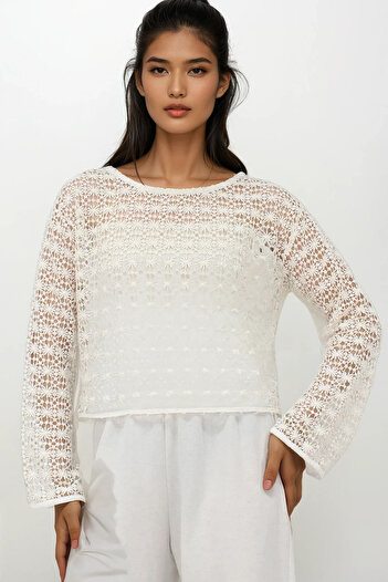 Trend Alaçatı Stili Women's Ecru Boat Neck Guipure Blouse Alc-X14192