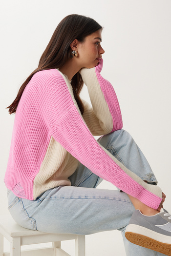 Happiness İstanbul Women's Cream Pink Contrast Color Ripped Detailed Knitwear Sweater Ki̇00135