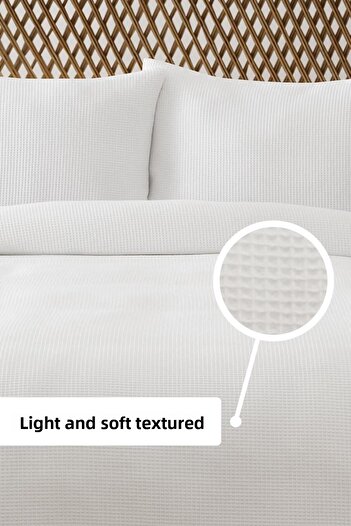 Denizli Concept Double White Waffle Pike Set - Soft and Air Permeable Seasonal Bedspread - 3 Pieces