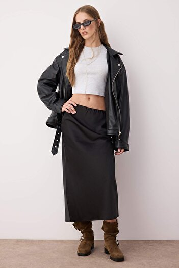 Trendyol Collection Black Skirt Twoaw26Et00003