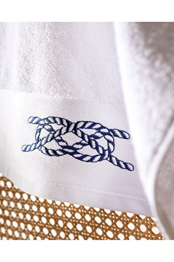 Madame Coco Avery Face Towel
