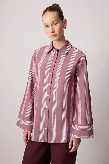 Touché Privé Buttoned Striped Shirt