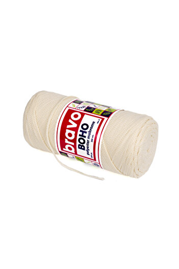 Bravo Boho Polyester Macrame Yarn 2 mm 200 Gr 230 Meters No: 4 (Color Code: 17) Cream