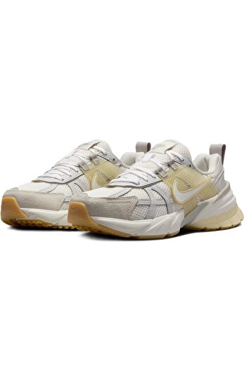 Nike V2K Run Womens Walking Shoes Reflektörlü Kadın Yürüyüş Ayakkabısı Krem