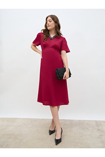 Styli Women Red Lace Insert V Neck A-Line Midi Dress