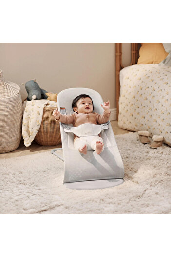 BabyBjörn Baby Bjorn Balance Soft Mesh Baby Rocker, Silver/White