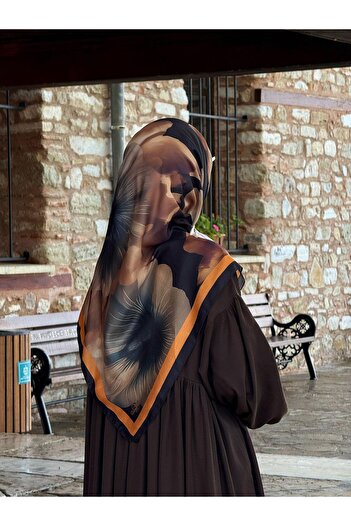 Qalortex Scarf Pamuklu Flora Desen Eşarp-Siyah/Gold