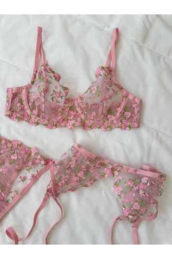 Feruzdesign Pink Polina Underwire Garter Suit