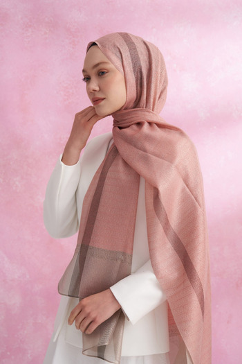 ARMANDA Silk Pearl Shawl - Powder