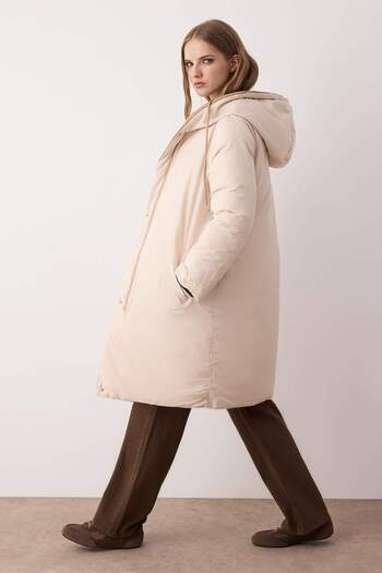 Trendyol Collection Brązowa, dwustronna, wodoodporna kurtka puchowa Regular Mold TWOAW26MO00089