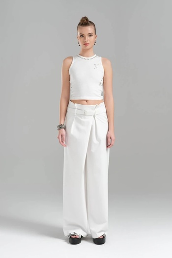tw3 Women's Woven Fabric Waist Pleat Detailed Comfortable Fit Pants